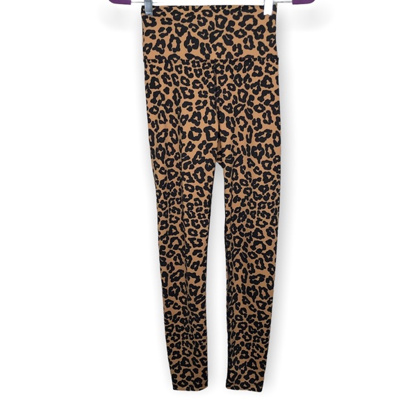 Beach Riot Sport Piper Leopard Print Legging - Picture 2 of 10